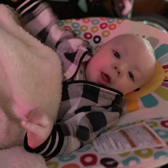 Meet your Posher, Amy - Picture 4 of 8